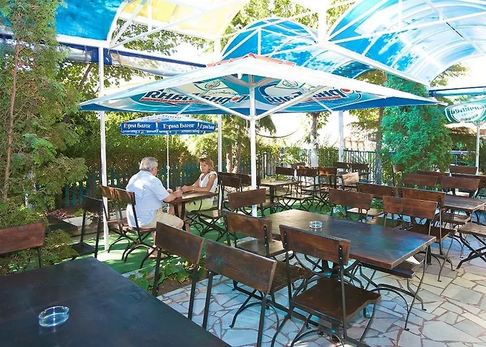 Elvira Отель 2*