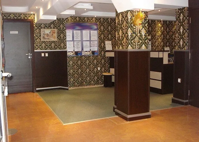 Elvira Отель Равда